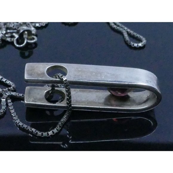Modernist Sterling Silver Pendant Necklace With Garnet Gemstone On Long Box Chai - Picture 9 of 13